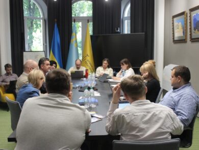 В Представництві відбулось навчання на тему “Близький Схід та Україна: неспівпадіння наративів”
