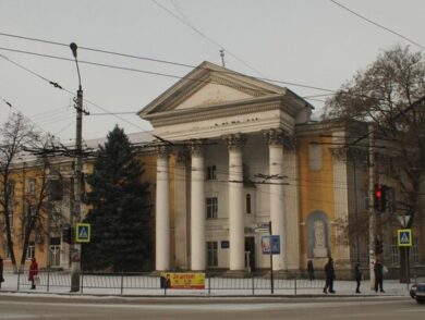 Постійна Представниця Таміла Ташева провела робочу зустріч з Митрополитом Сімферопольським і Кримським Православної Церкви України Климентом