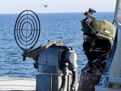 “Успішні українські рейди на морські цілі підкреслюють провал військово-морської стратегії рф”, – Стівен Бланк