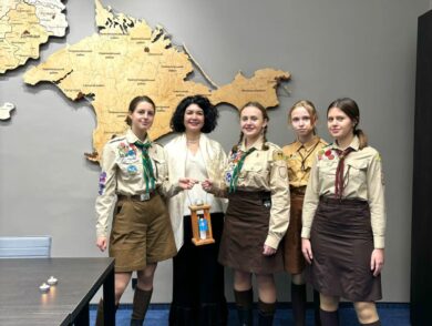 Пластуни передали Вифлеємський вогонь до Представництва