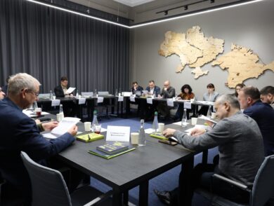 У Представництві відбулась зустріч щодо ключових підходів до засад та процедур проведення перевірок щодо осіб, які співпрацювали з державою-агресоркою