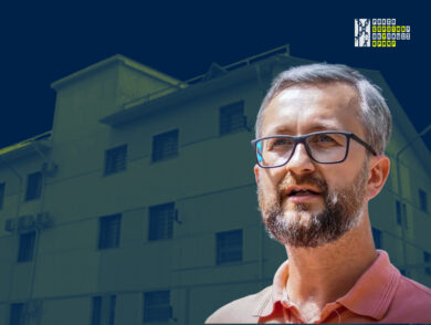 Parmaqlıklar artında doğğan künü. İşğalcileri tarafından qanunsız şekilde mahküm etilgen Nariman Celâlnıñ ikâyesi