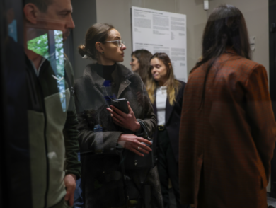 У Представництві відбулася екскурсія виставкою “ЛОМИКАМІНЬ. Жіночий спротив у Криму”