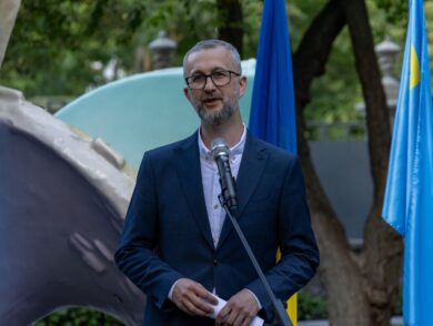 У Представництві відбулося прийняття на честь Нарімана Джеляла за участі кількох десятків дипломатів