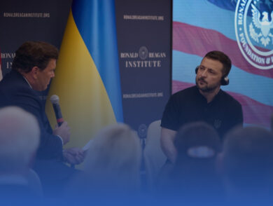 Ukraina Prezidenti Vaşingtonğa ziyareti vaqtında Qırımdan vazgeçüv – cenkni devam ettirüv añlamına kelgenini qayd etti