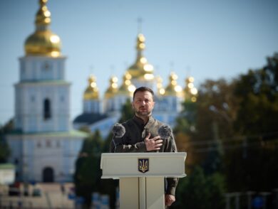 Daimiy Temsilci Ukraina mustaqilliginiñ 33 yıllığı munasebetinen keçirilgen tedbirlerde iştirak etti