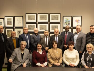Постійна Представниця провела зустріч з представниками Ради національних спільнот України