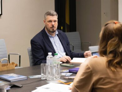 The Mission Hosts Meeting with Stefan Ingvarsson, Analyst at the Stockholm Centre for Eastern European Studies