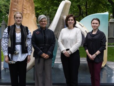 Постійна Представниця провела зустріч із Послом Канади в Україні пані  Наталкою Цмоць