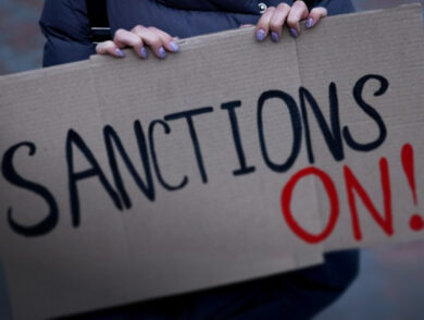 Україна запровадила нові санкції проти осіб і підприємств, причетних до окупації Криму